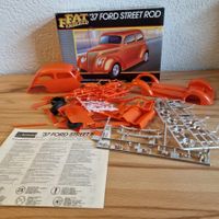 Ford Street ROD 37` 1.24 Monogram Plastikmodellbau